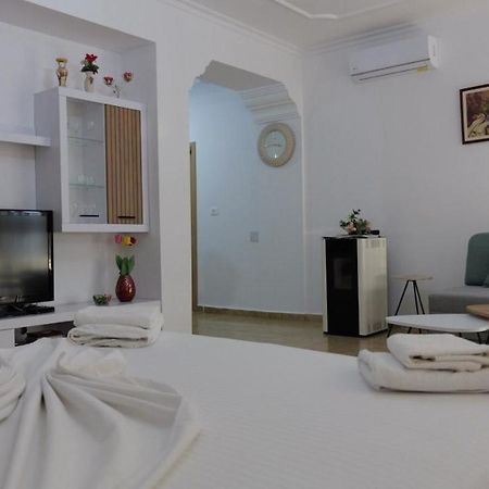 Kiri S.Apartaments Саранда Екстер'єр фото