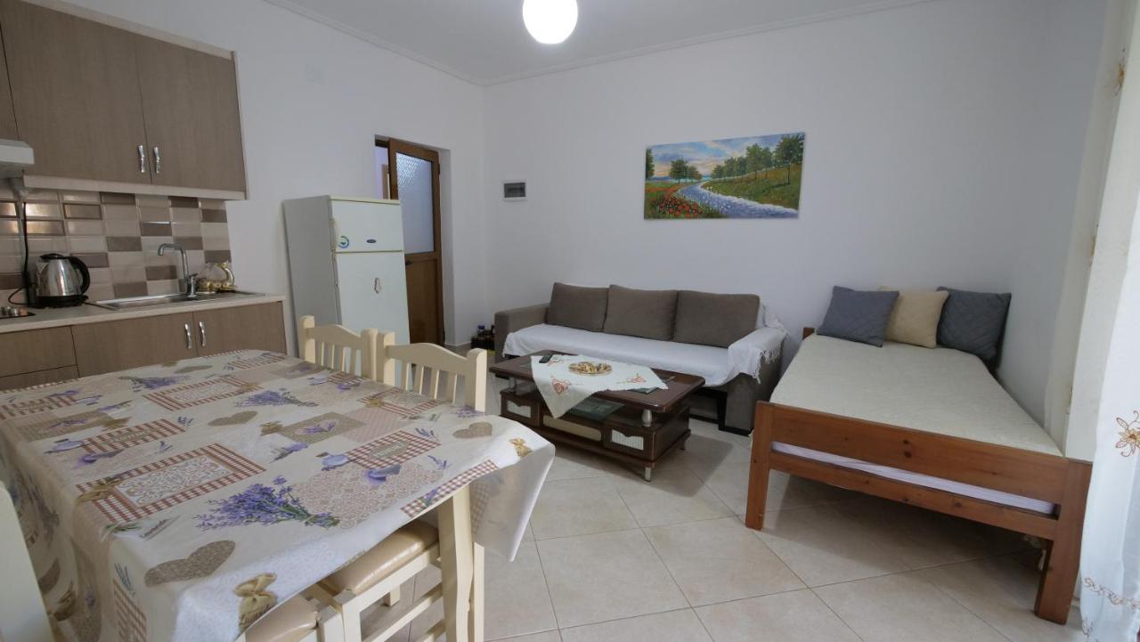 Kiri S.Apartaments Саранда Екстер'єр фото
