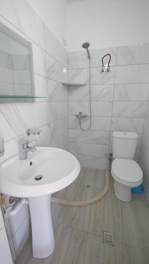 Kiri S.Apartaments Саранда Екстер'єр фото